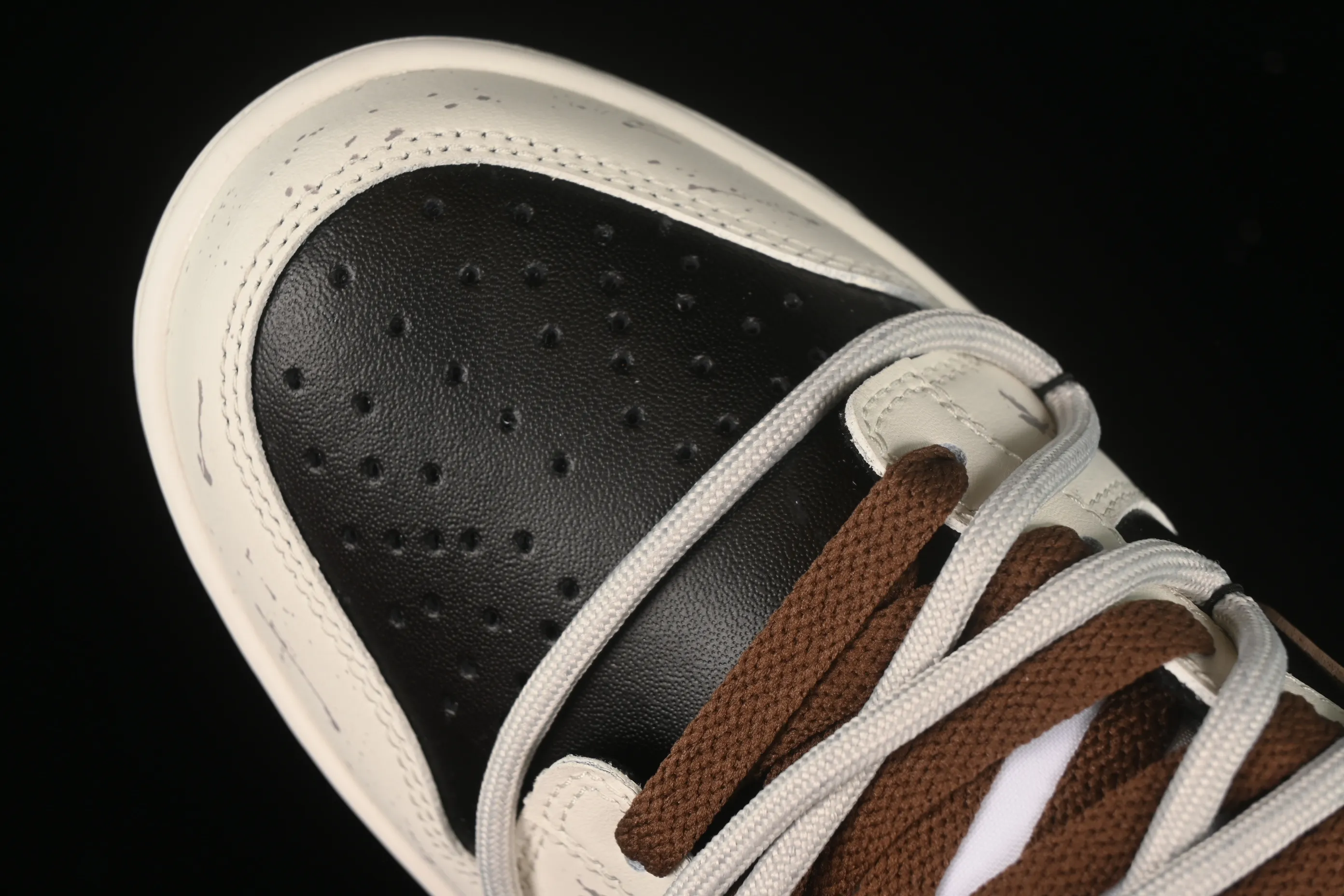 All categories Nk SB Dunk series Nk SB Dunk Low low-top sneakers Nk Dunk Low Caramel three-point sweet High Street Panther Mocha SB strap low-top casual sneakers DD1391-100